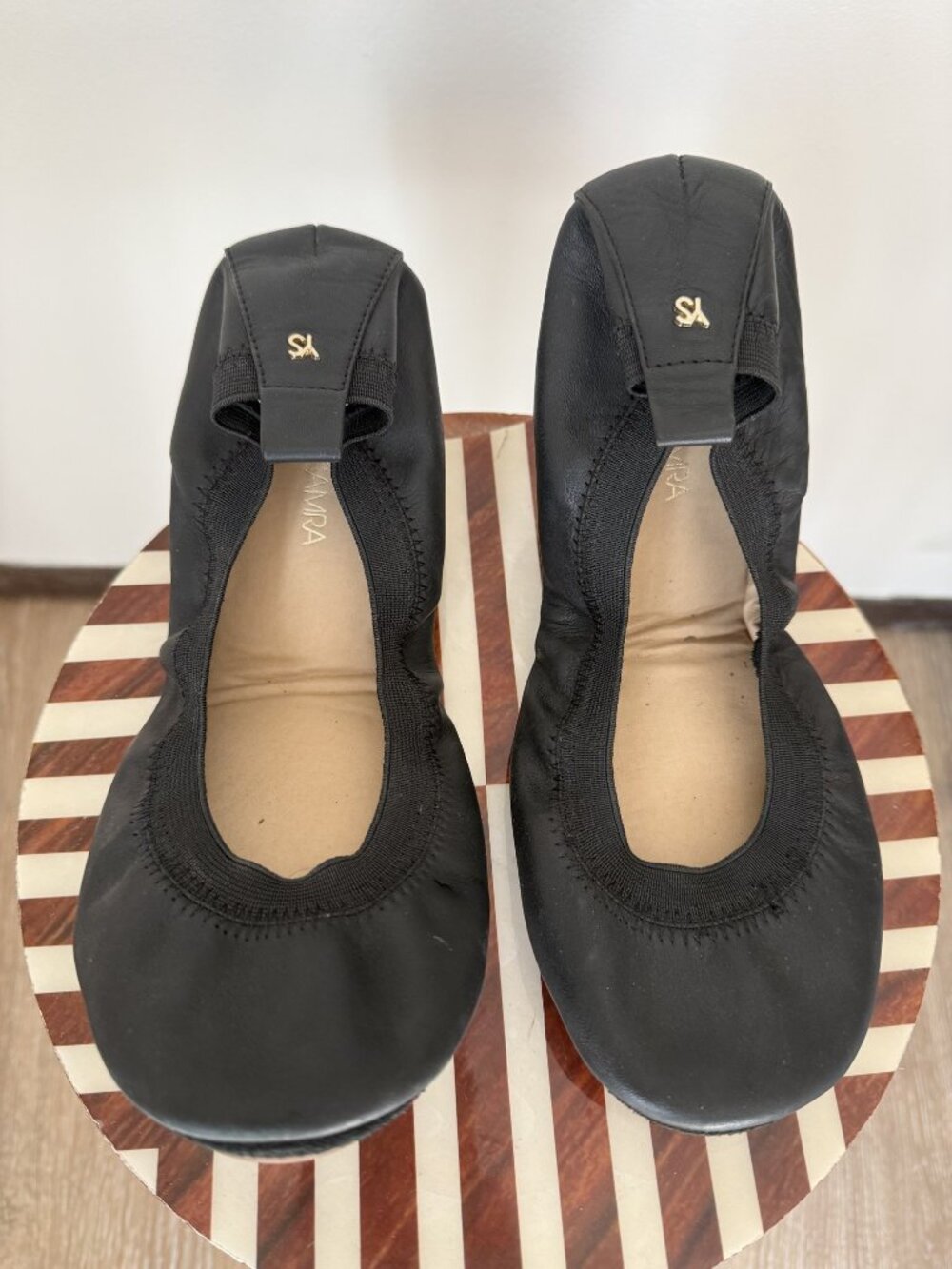 Yosi Samra Black Leather Foldable Ballet Flats, Size 9